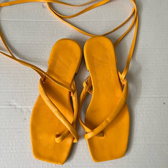 ZARA Leather Sandals - Picture 3 of 8